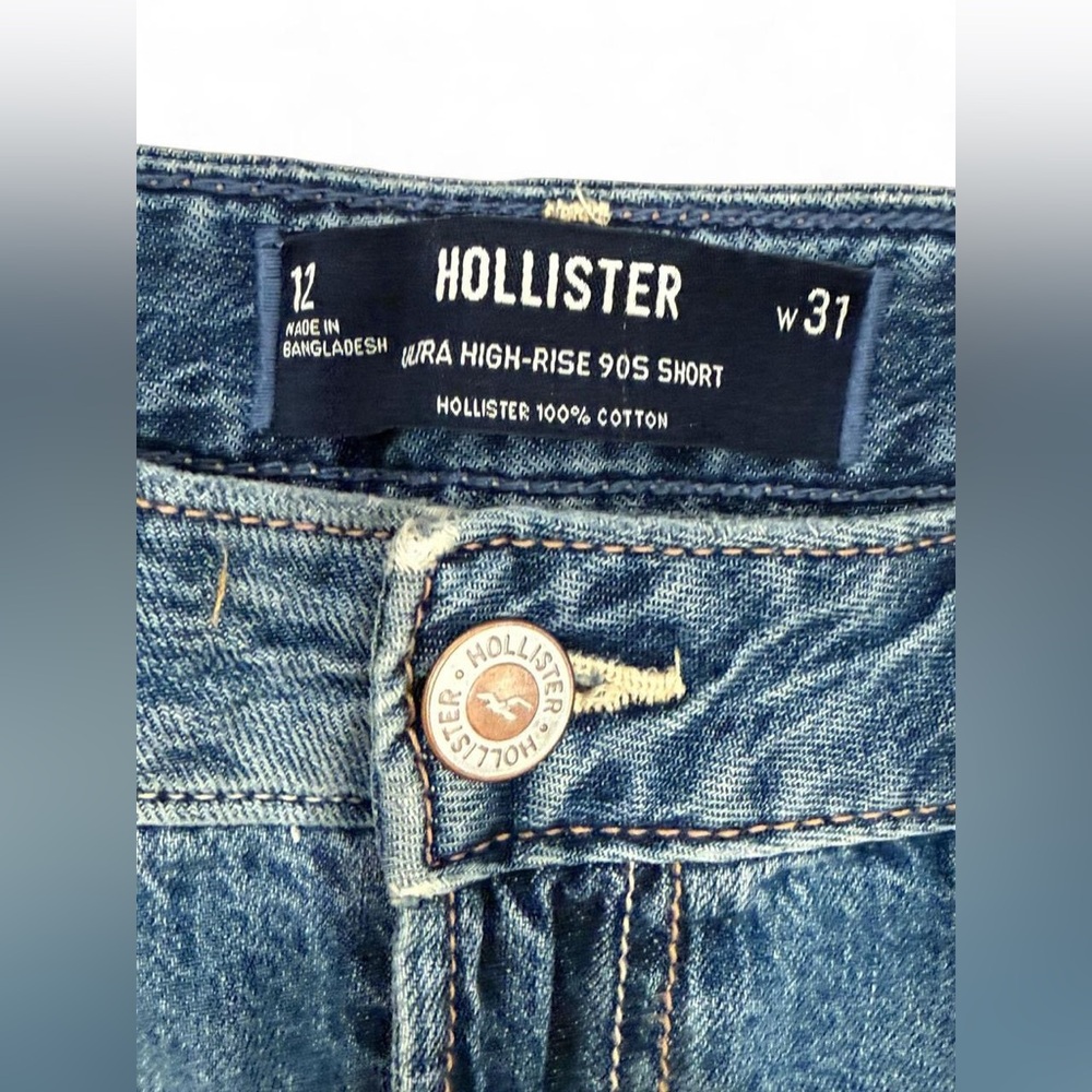 NWT Hollister Ultra High-Rise Vintage Relaxed Ripped Denim Shorts SZ 31 - Picture 6 of 7